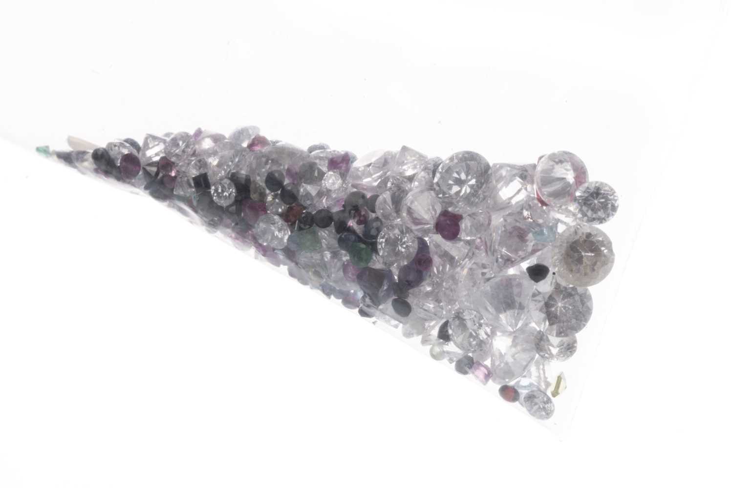 Lot 895 - A GROUP OF UNMOUNTED GEMSTONES
