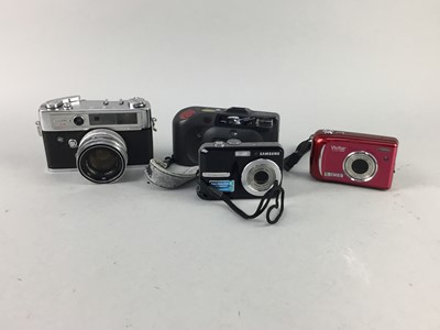 Lot 186 - A LOT OF CAMERAS INCLUDING KODAK, SHARP, SAMSUNG AND OTHERS
