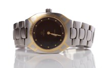 Lot 104 - GENTLEMAN'S STAINLESS STEEL AND GOLD OMEGA...
