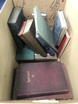 Lot 365 - A LOT OF BOOKS INCLUDING MANY RELATING TO ART
