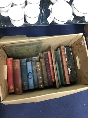 Lot 365 - A LOT OF BOOKS INCLUDING MANY RELATING TO ART