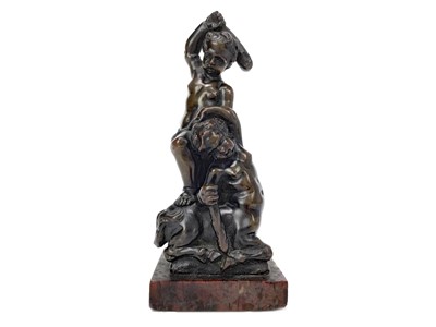 Lot 1412 - A 19TH CENTURY CLASSICAL BRONZE FIGURE GROUP