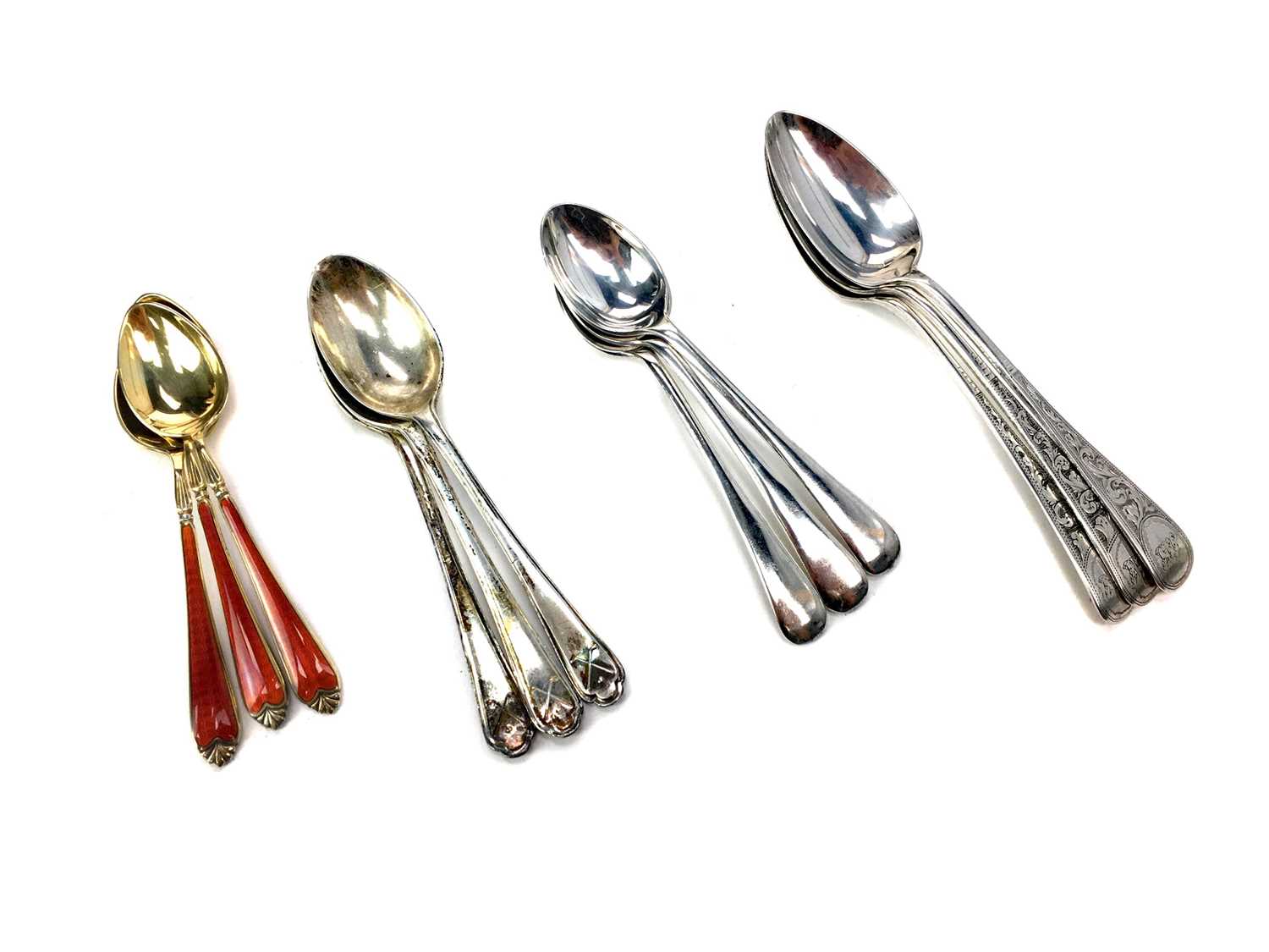 Lot 433 - A LOT OF FOUR CASED SETS OF SILVER TEASPOONS
