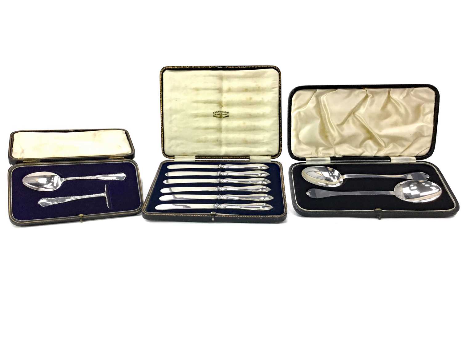 Lot 435 - A PAIR OF BRITANNIA SILVER SERVING SPOONS, A SET OF PASTRY KNIVES AND ANOTHER