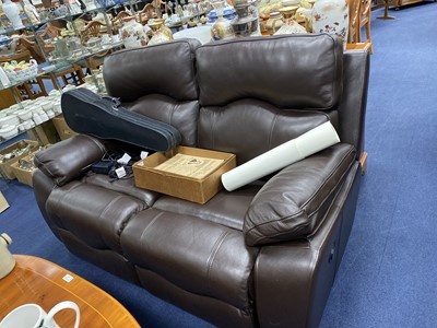 Lot 402 - A MODERN BROWN LEATHER SETTEE AND ANOTHER
