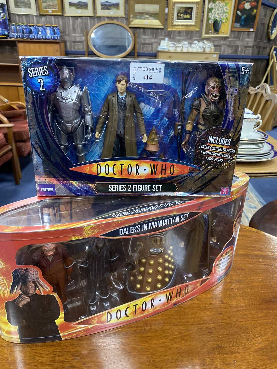 Lot 414 - A COLLECTION OF DR WHO AND THE HOBBIT CHARACTER FIGURES