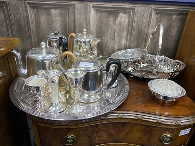 Lot 429 - A COLLECTION OF SILVER PLATED WARE