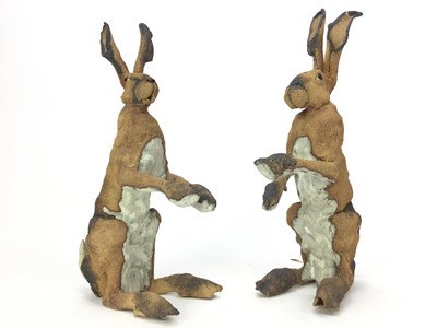 Lot 1109 - TWO HARES, A PAIR OF CERAMIC SCULPTURES BY ELAINE PETO