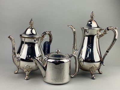 Lot 25 - A SILVER PLATED TEA AND COFFEE SERVICE AND OTHER ITEMS