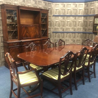 Lot 196 - A 20TH CENTURY MAHOGANY DINING TABLE AND EIGHT CHAIRS