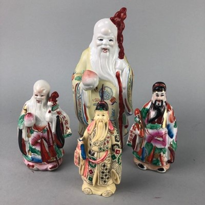 Lot 115 - A LOT OF ASIAN CERAMICS INCLUDING JAPANESE PLATES AND CHINESE FIGURES