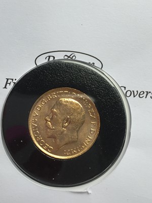 Lot 31 - THE 2018 CENTENARY OF WORLD WAR I GOLD SOVEREIGN COIN COVER DATED 1918