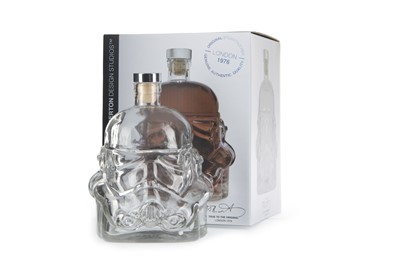 Lot 333 - STORMTROOPER SHAPED GLASS DECANTER