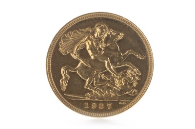 Lot 32 - A GEORGE VI (1936 - 1952) GOLD SOVEREIGN DATED 1937