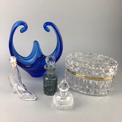 Lot 109 - A GERMAN CRYSTAL OVAL BOX, PERFUME BOTTLES AND A GLASS BASKET