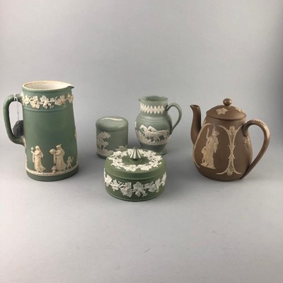 Lot 225 - A LOT OF WEDGWOOD AND OTHER CERAMICS