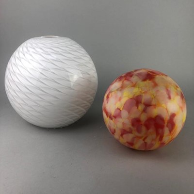 Lot 306 - A MARBLED GLASS GLOBULAR LAMP SHADE AND ANOTHER