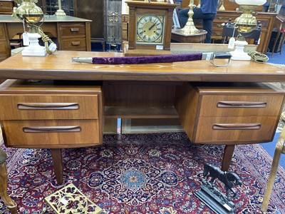 Lot 379 - A RETRO TEAK DRESSING CHEST