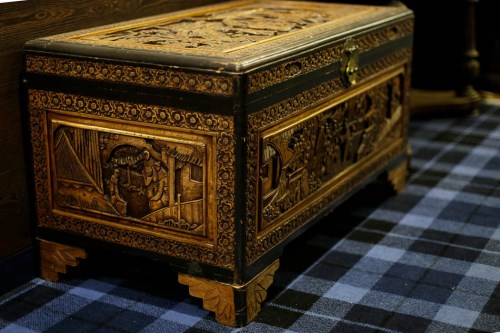 Lot 834 - EARLY 20TH CENTURY CHINESE CARVED WOOD CHEST...