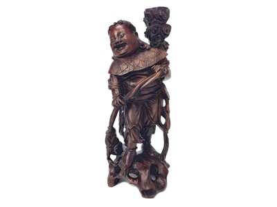 Lot 762 - A CHINESE CARVED ROOTWOOD FIGURE
