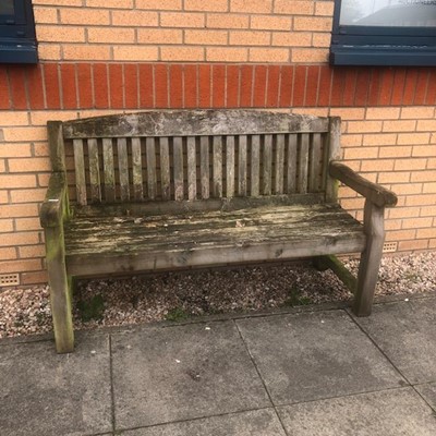 Lot 489 - A MODERN GARDEN BENCH