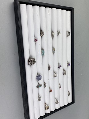 Lot 52 - A COLLECTION OF 22 SILVER AND GEM SET RINGS