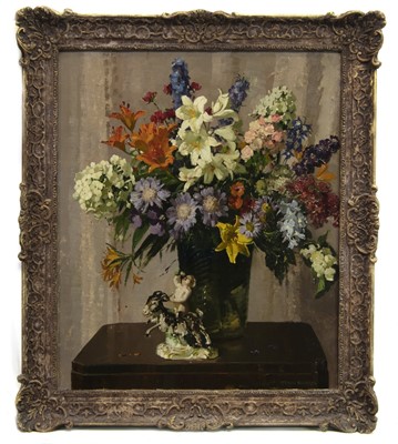 Lot 5 - STILL LIFE WITH FLOWERS IN A VASE AND A CONTINENTAL FIGURE GROUP, AN OIL BY HERBERT DAVIS RICHTER
