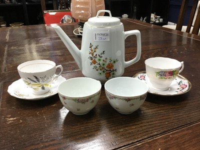 Lot 28 - A LOT OF FLORAL DECORATED TEA SERVICES