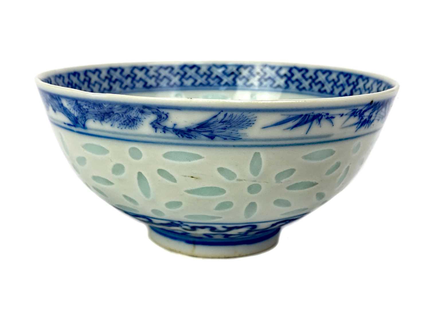 Lot 757 - A CHINESE BLUE AND WHITE PORCELAIN CIRCULAR BOWL