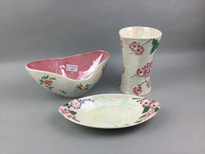Lot 219 - A LOT OF MALING AND OTHER CERAMICS
