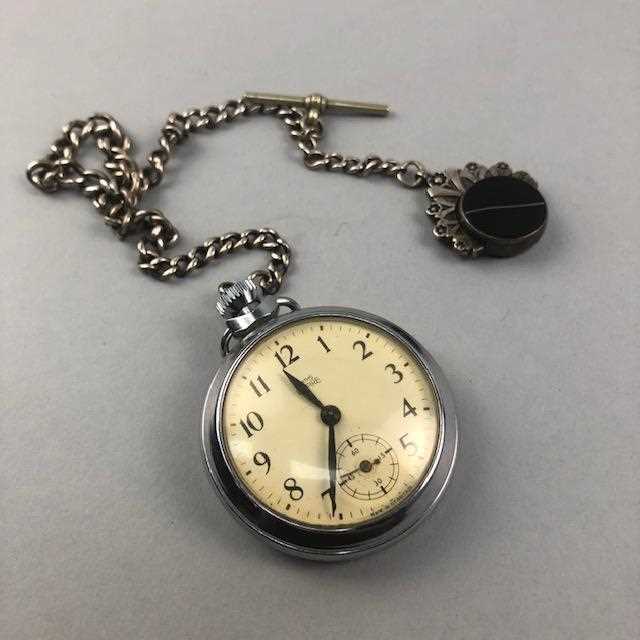 Lot 309 - A SMITH'S POCKET WATCH ALONG WITH A SILVER CHAIN