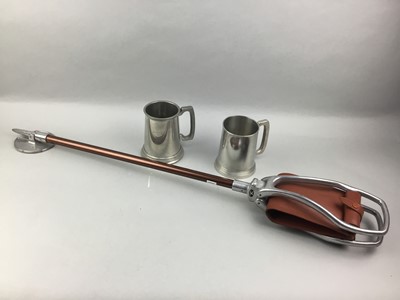 Lot 372 - A SHOOTING STICK, TRAVELLING SLIPPERS, BRIEFCASE AND OTHER ITEMS