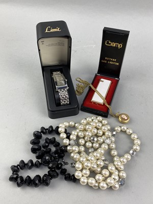 Lot 417 - A LOT OF COSTUME JEWELLERY AND WATCHES