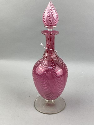 Lot 473 - A VICTORIAN NAILSEA STYLE DECANTER AND STOPPER