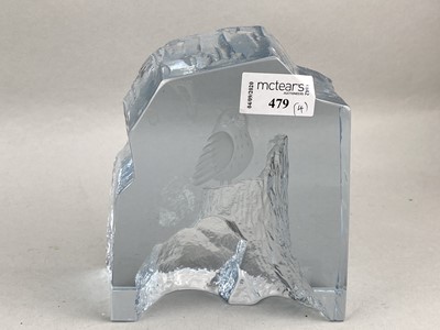 Lot 479 - A GLASS DESK WEIGHT AND OTHERS