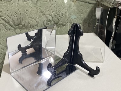 Lot 482 - A LOT OF VARIOUS DISPLAY STANDS