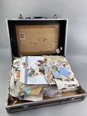 Lot 501 - A COLLECTION OF LOOSE STAMPS