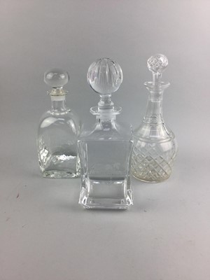 Lot 47 - A DECANTER MODELLED AS A DUCK ALONG WITH FIVE OTHERS