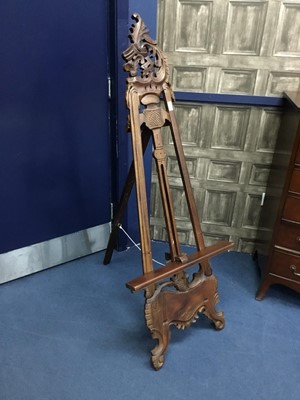 Lot 560 - A REPRODUCTION PICTURE EASEL