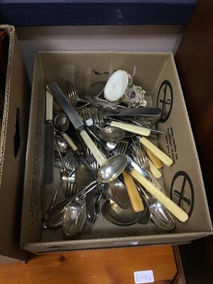 Lot 562 - A LOT OF EARLY 20TH CENTURY SILVER PLATED CUTLERY