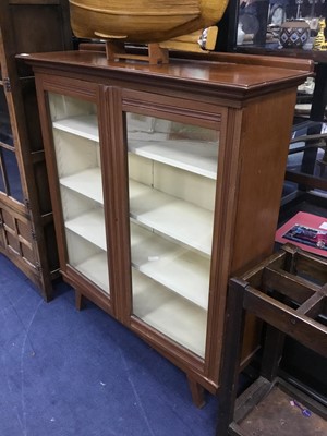 Lot 426 - A VICTORIAN TWO DOOR BOOKCASE
