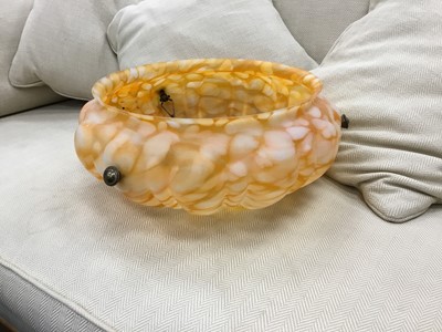 Lot 432 - A MOTTLED GLASS CEILING LIGHT SHADE