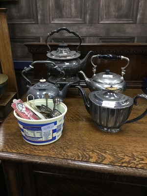 Lot 438 - A SILVER PLATED TEA KETTLE AND OTHER PLATED WARES