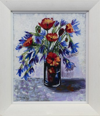 Lot 466 - FLORAL STUDY, AN OIL BY MAUREEN MCINTOSH