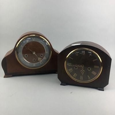 Lot 132 - A SMITHS OAK CASED MANTEL CLOCK AND THREE OTHERS