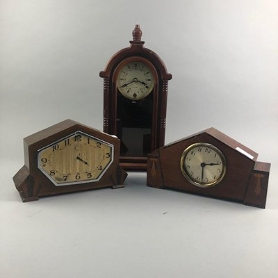 Lot 137 - AN ART DECO OAK CASED MANTEL CLOCK AND FOUR OTHER CLOCKS