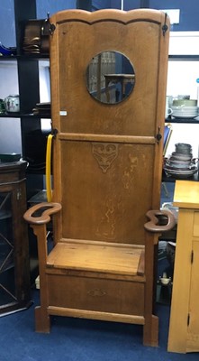 Lot 272 - A 20TH CENTURY OAK HALL STAND