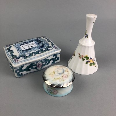 Lot 211 - A LOT OF CERAMICS INCLUDING TWO SPODE CABINET PLATES