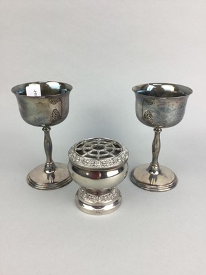Lot 213 - A CANTEEN OF SILVER PLATED CUTLERY AND OTHER SILVER PLATED ITEMS