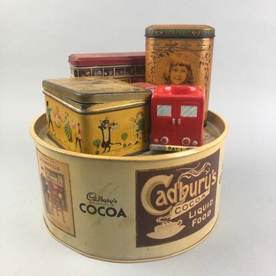 Lot 30 - A COLLECTION OF VINTAGE TINS